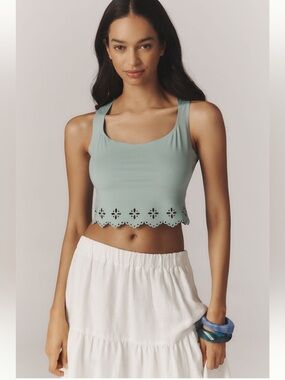 Anthropologie Seamless Scalloped Hem Laser-Cut Cropped Tank Top - Size M - BNWT